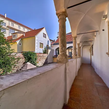 Smile Apartments 