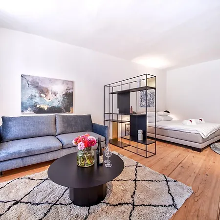 Smile Apartments 