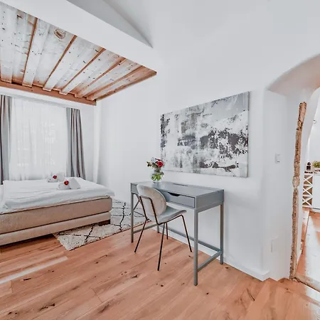 Smile Apartments 
