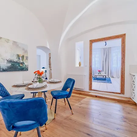 Smile Apartments 
