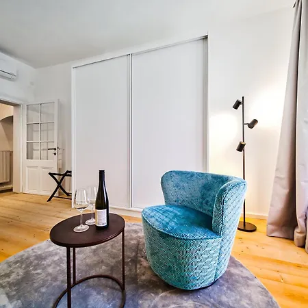 Smile Apartments 